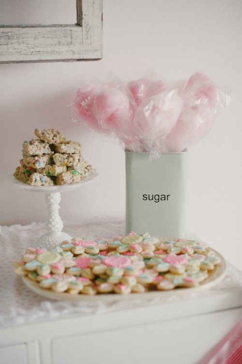 Simply Sweet & full of Pink | Finley’s 1st Birthday – Jenny Cookies