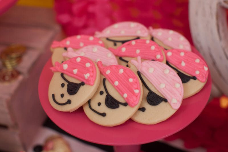 Pirate Princess Party | Harper Thiessen Turns 3! | toddler birthday party ideas | birthday parties for girls | princess themed birthday party | how to throw a toddler birthday party | three year old birthday party ideas | birthday party ideas for kids || JennyCookies.com