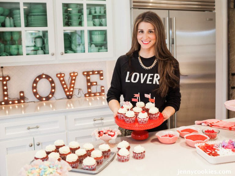 How To Make the Perfect Red Velvet Cupcake