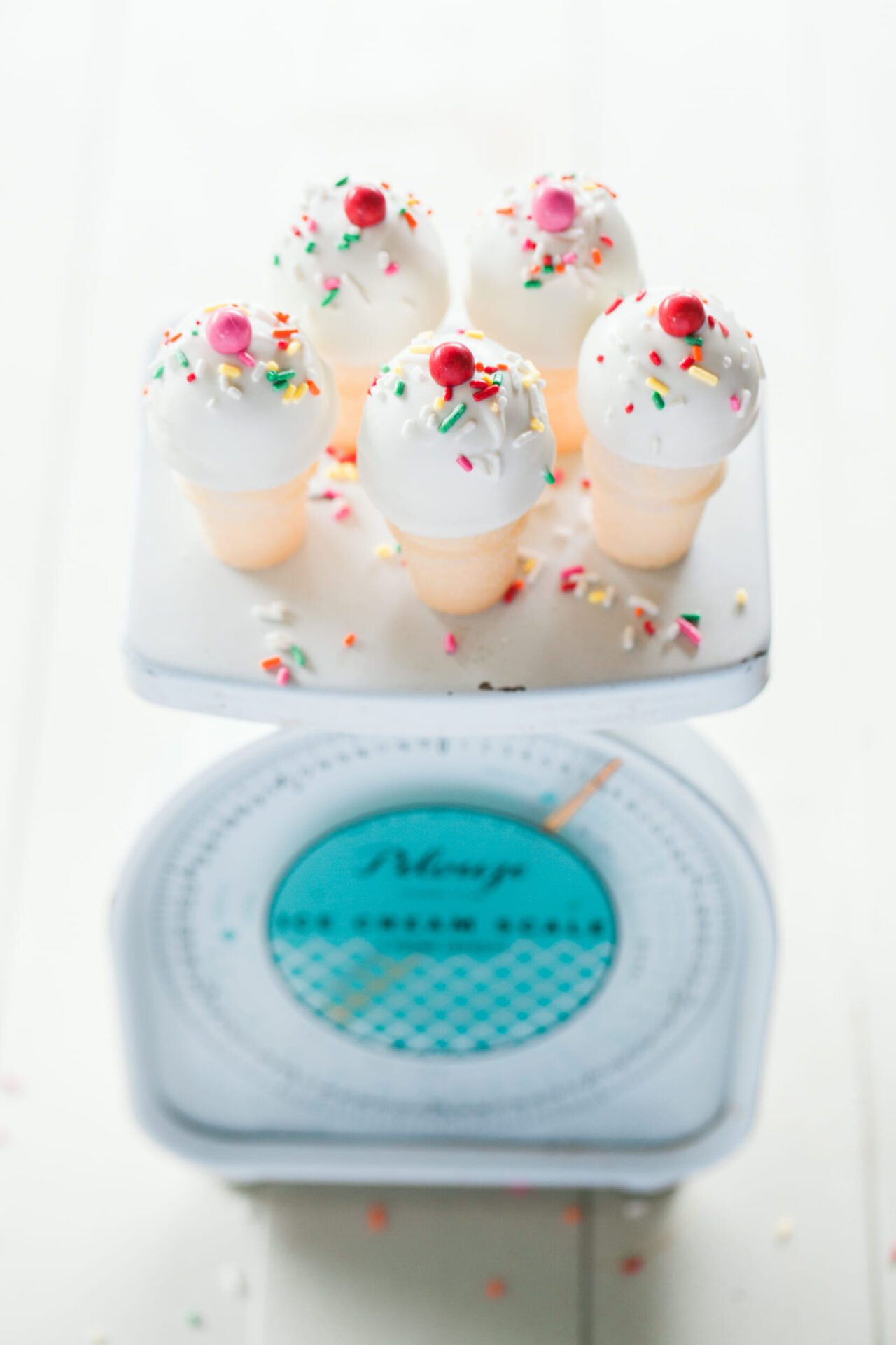 Ice Cream Cone Cake Pops – HCP