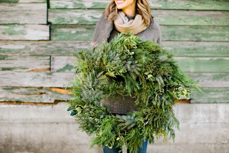 How to Host a Wreath Making Ladies Lunch | Holiday Wreath DIY