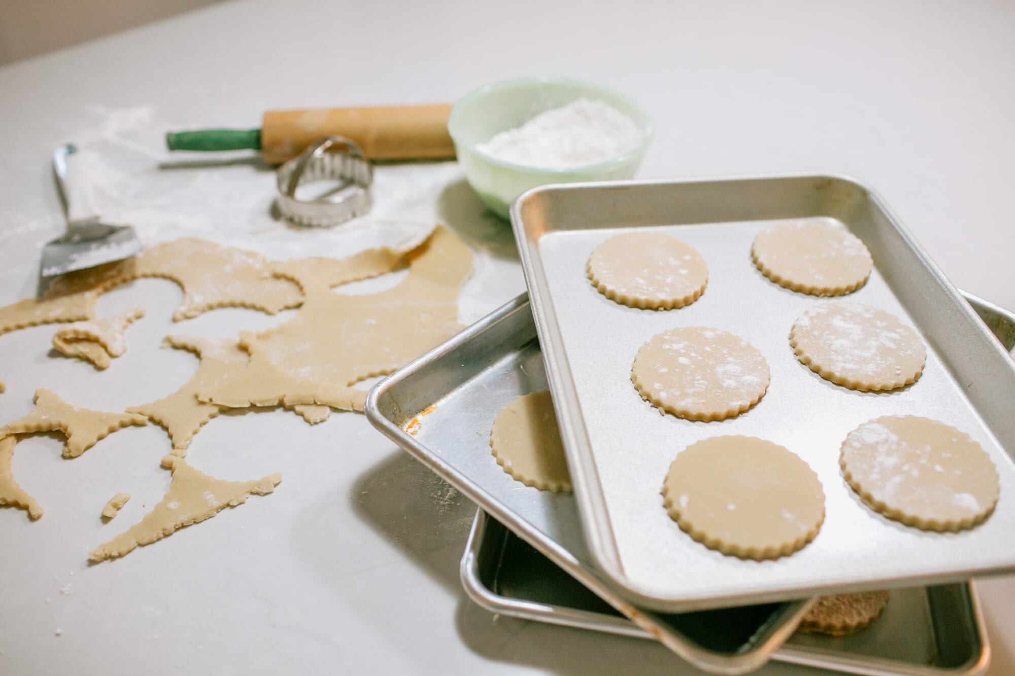 Best Sugar Cookies Ever. The Jenny Cookies Recipe | best sugar cookie recipe | buttercream frosting recipe | how to make sugar cookies | how to make buttercream frosting | easy cookie recipes | famous sugar cookie recipes | how to decorate sugar cookies || JennyCookies.com