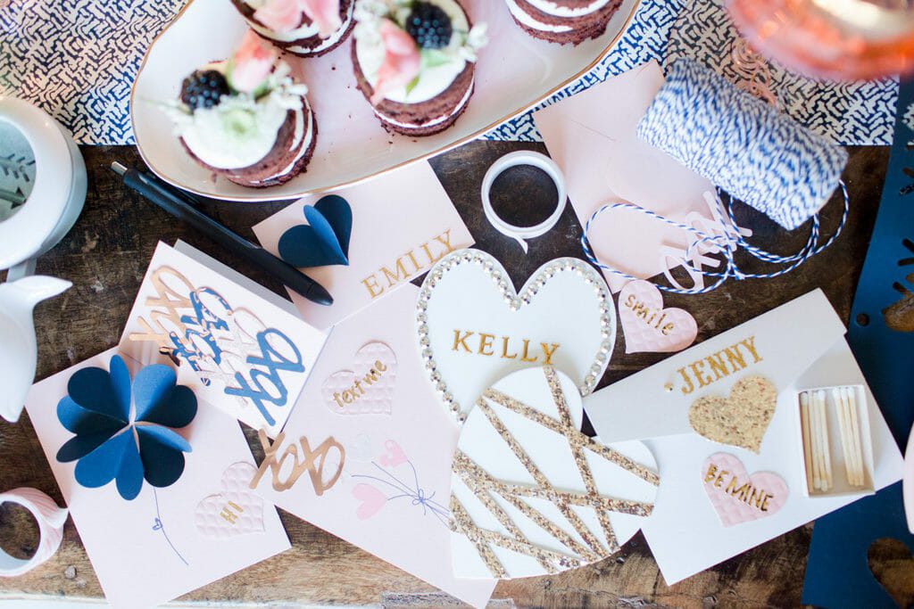 Homemade Vanilla Extract Wedding Favors Doubled as Place Cards