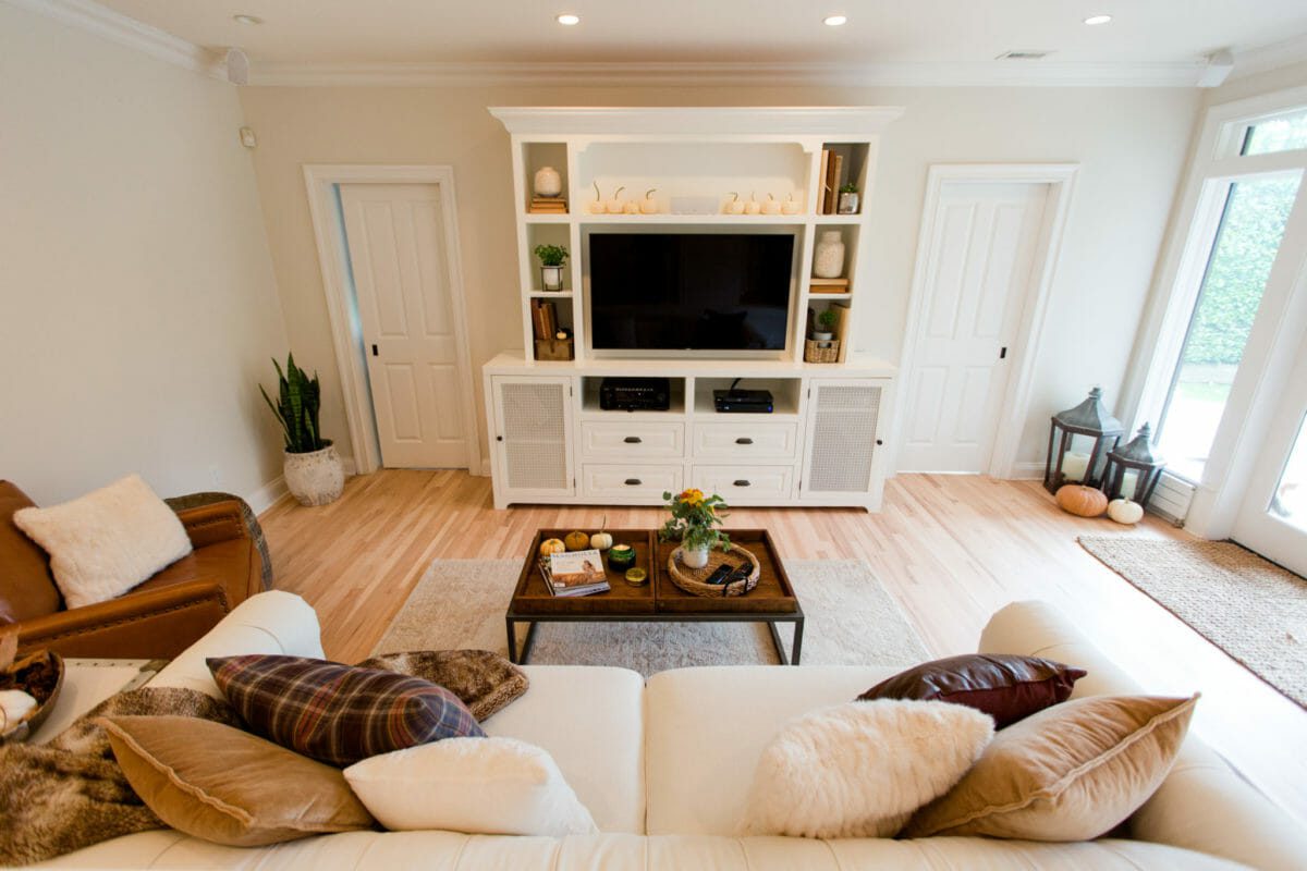 Home Tour: Family Room - Jenny Cookies