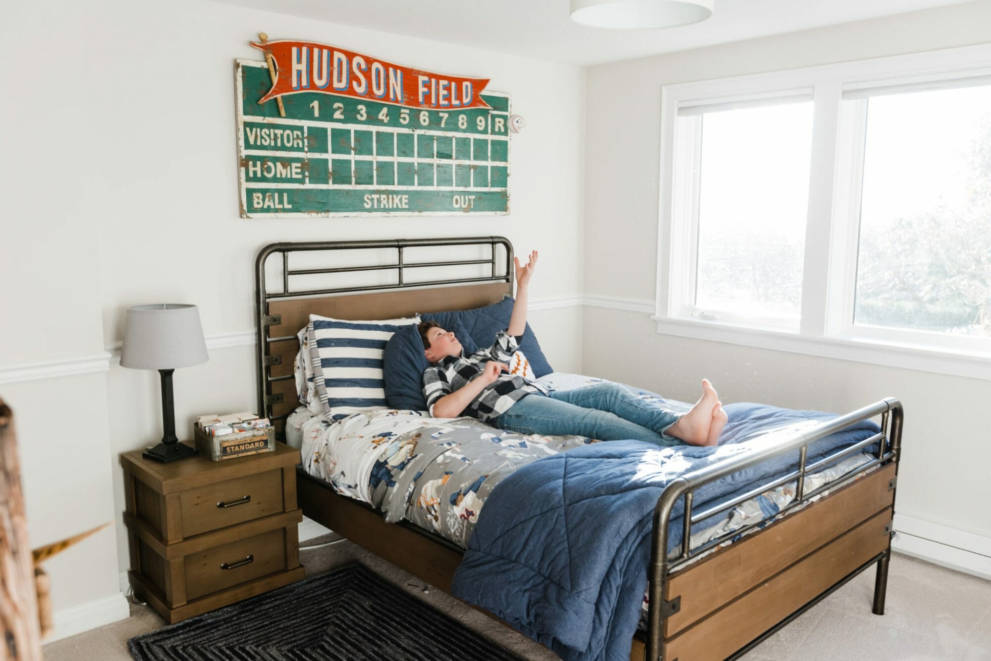 How to Create a Baseball Themed Bedroom with No Decorating Skills