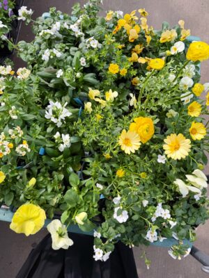 How To Make An Outdoor Floral Planter