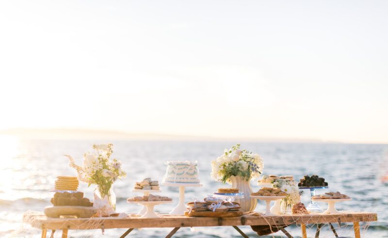 how to host a summer favorite things party