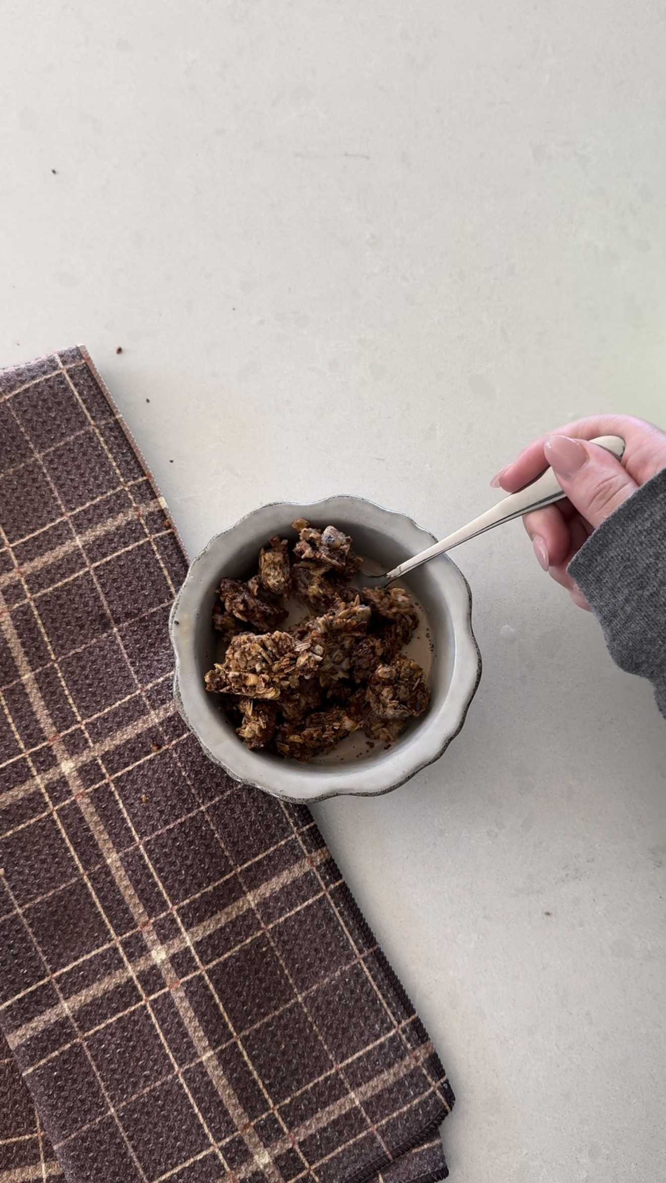 Easy Vanilla Bean Maple Granola (Healthy Homemade Recipe)