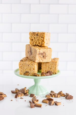 Peanut Butter Rice Krispie Treats with Reese’s Chunks