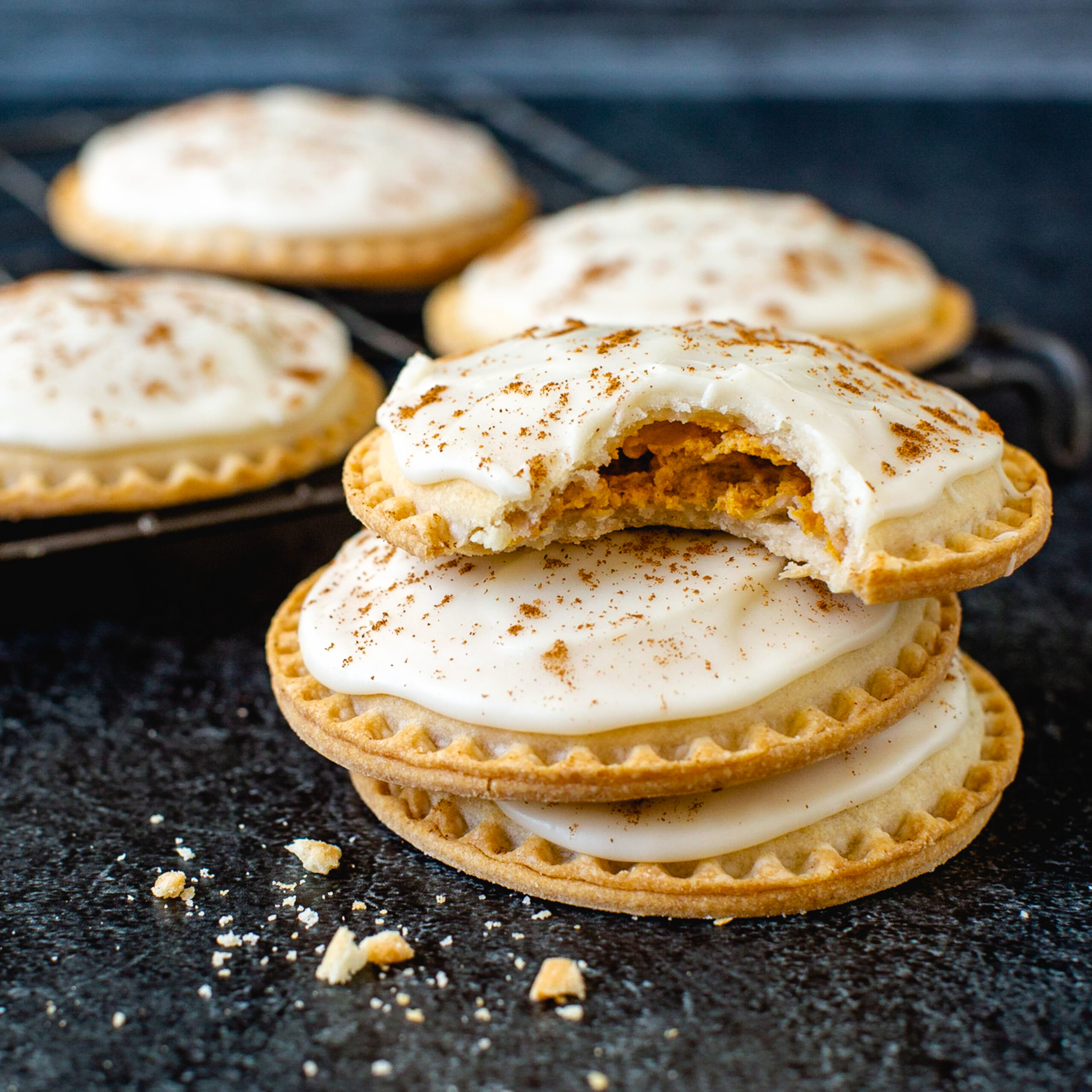Pumpkin Cheesecake Pie Cookies