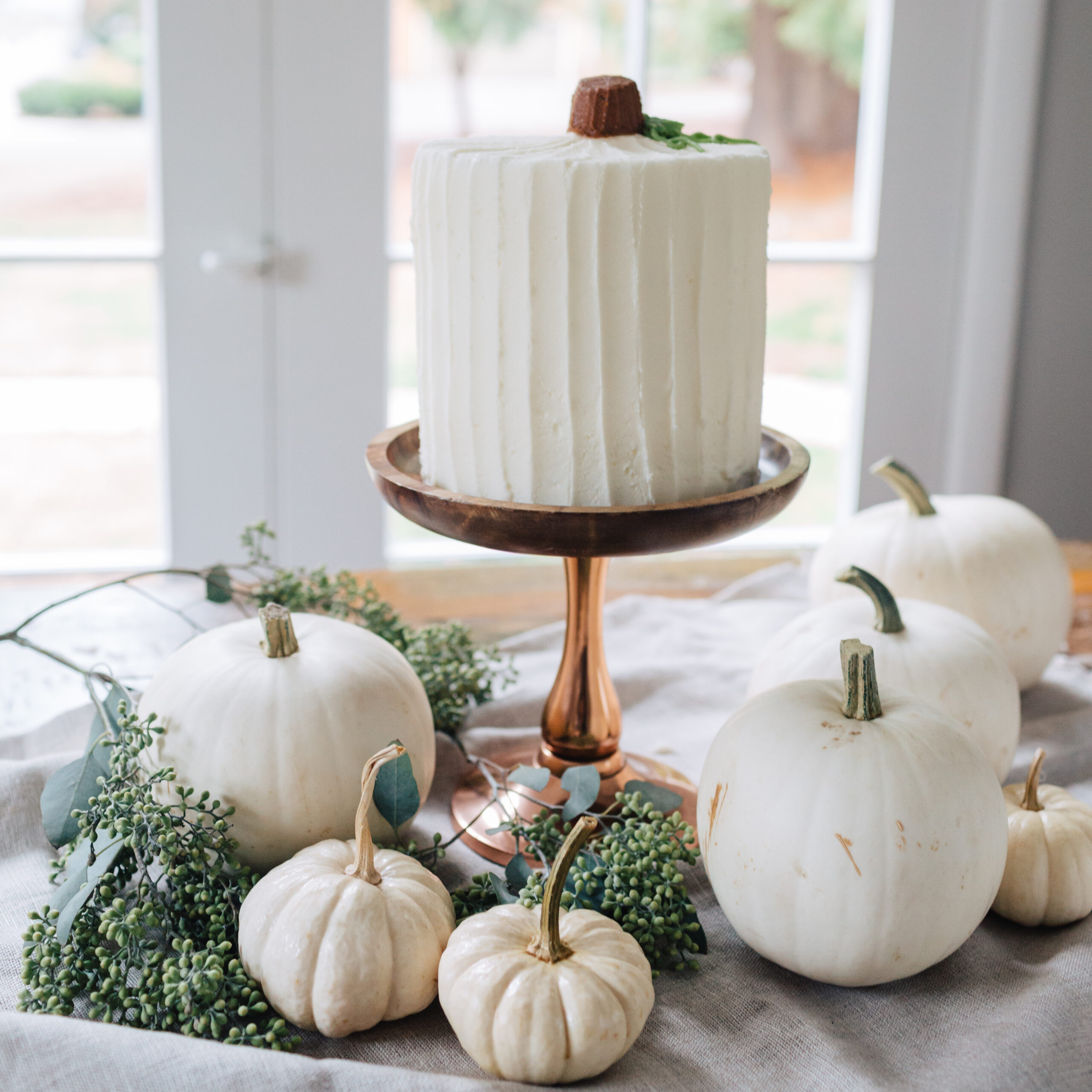 The Cutest White Pumpkin Cake